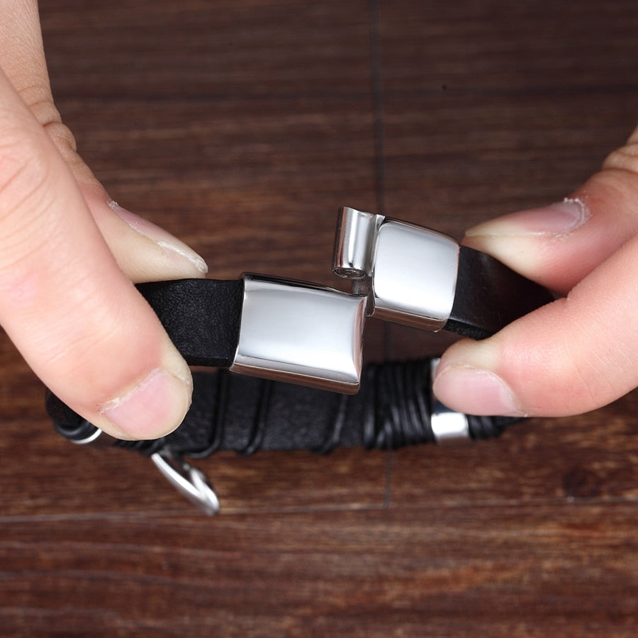 Pulseira de Couro Multicamadas