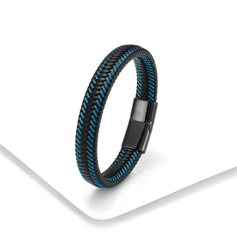 Pulseira Masculina de Couro Trançado com Fecho Magnético