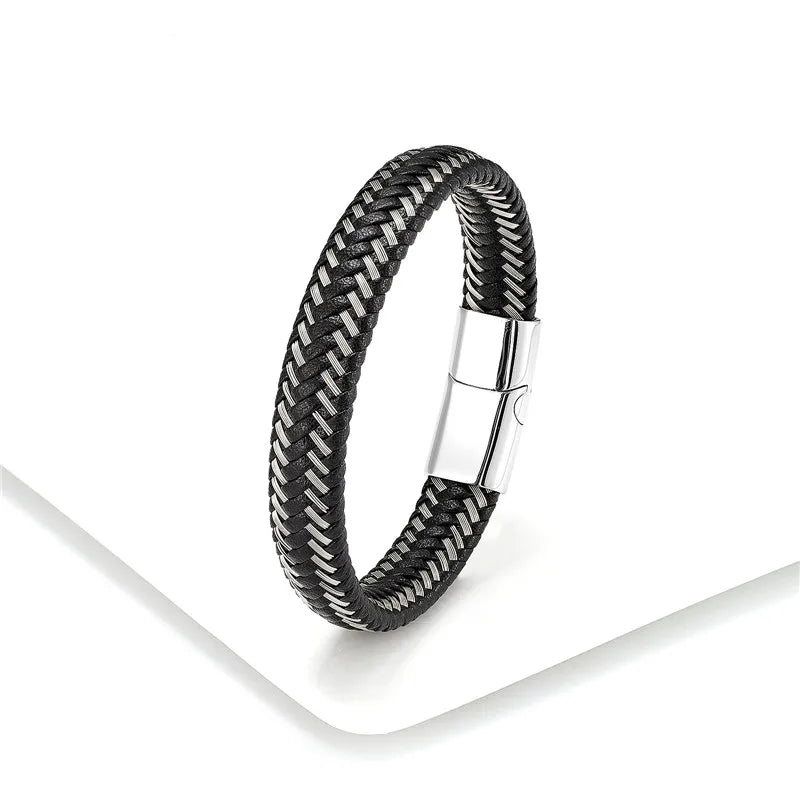 Pulseira Masculina de Couro Trançado com Fecho Magnético