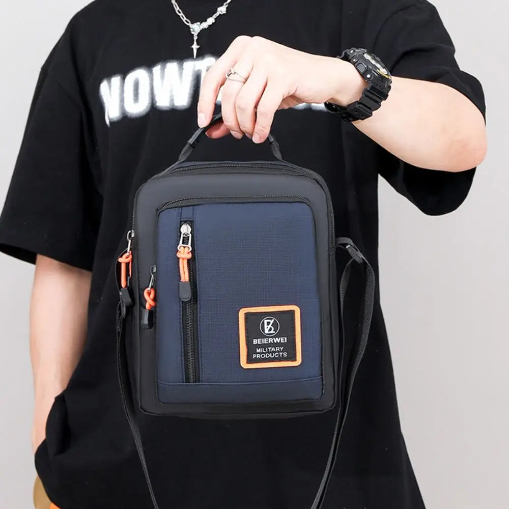 Bolsa Masculina Shoulder Bag em Oxford e Poliéster - LV29
