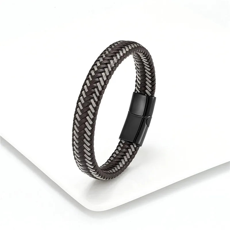 Pulseira Masculina de Couro Trançado com Fecho Magnético