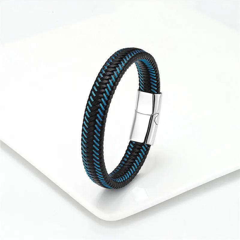Pulseira Masculina de Couro Trançado com Fecho Magnético