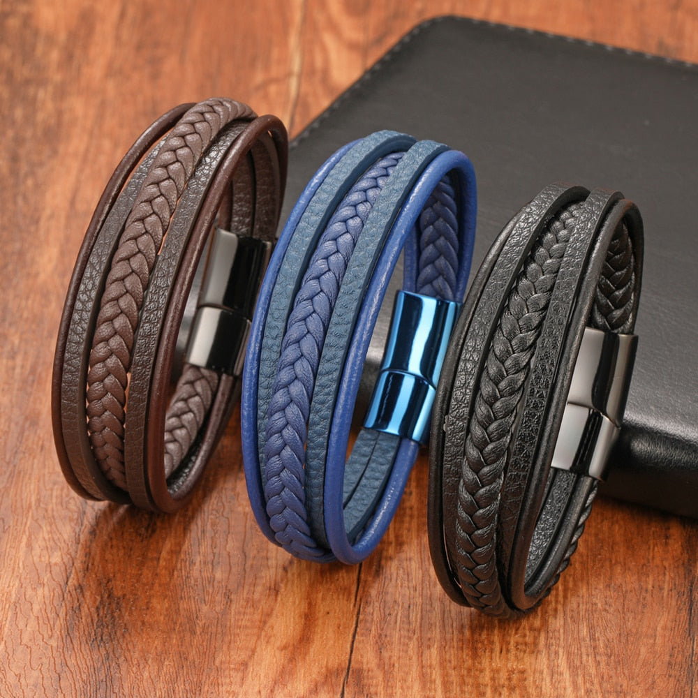 Pulseira de Couro Artesanal com Design Multicamadas