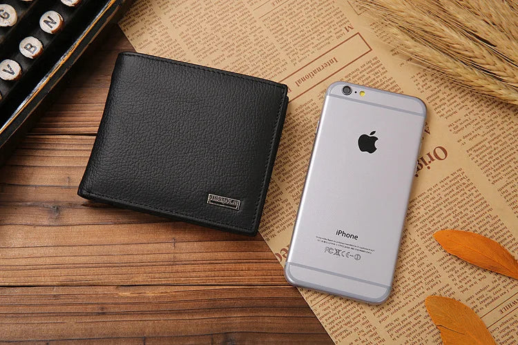 Carteira Masculina em Couro Minimalista