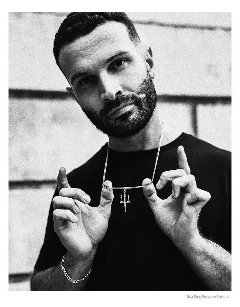 Colar Tridente de Poseidon