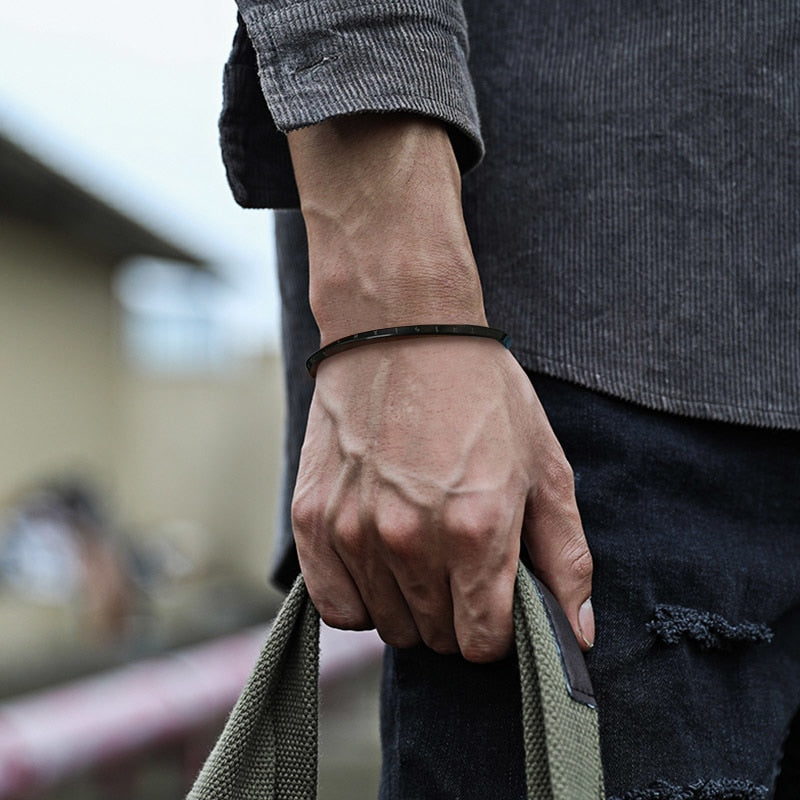 Bracelete Retrô Nórdico